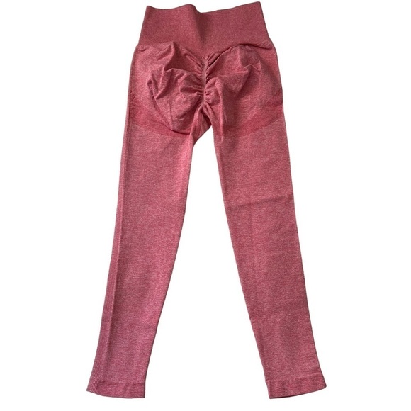 Seamless Booty Shaping Cropped Leggings Pink Size Medium - Picture 2 of 6